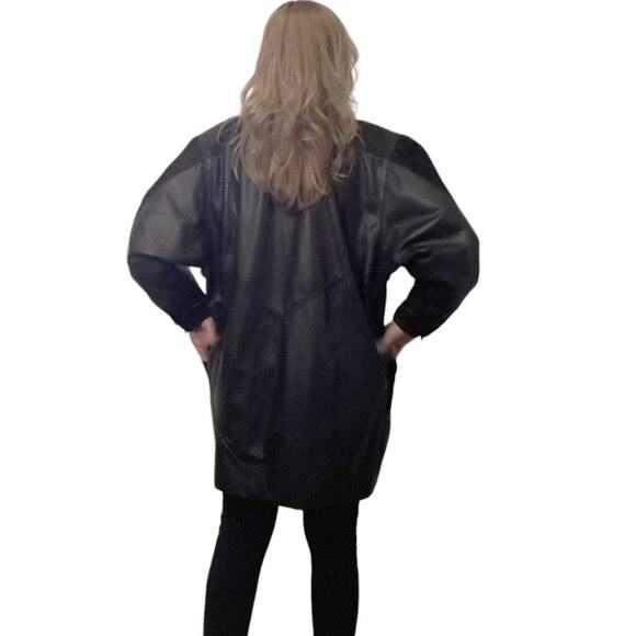 Y2K Leather Coat TEXTURED DETAIL Size L BLACK Patterned Accents Oversized Snaps - Picture 8 of 16